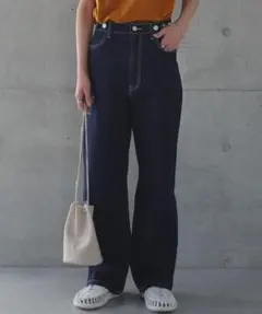 ◆ HUG.U 未使用品 着丈・生地が選べる 奇跡の新感覚デニム ジーンズ S