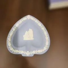 Wedgwood ジャスパーウェア トレイ ハート型のサムネイル