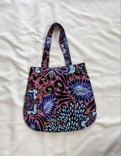 アフリカ布の丸底のトートバッグ