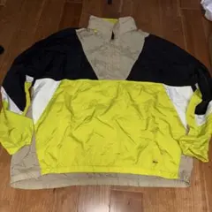 GUのナイロンジャケット 黒/黄/白/ベージュ