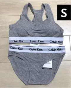 ｓカルバンクライン　レディース上下セット ブラ✖️ショーツグレー