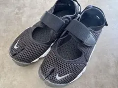 Nike ブラック エアリフト