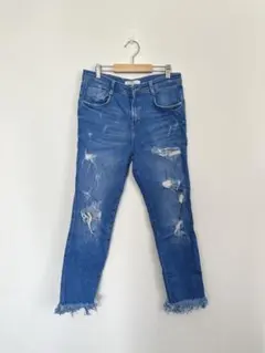 Item thumbnail for item 0739c816-c95c-4e48-b93d-5aef7733b6b0