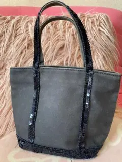 Item thumbnail for item 4cdf6057-5e53-4d71-90f3-875fc309af5c