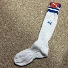 サッカーソックス　プーマ
