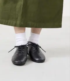 ブラック　ドレスアップシューズ　レースアップシューズ