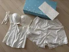 hugge bridal バグブライダル　３点セット