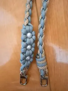 スマホショルダーストラップ 水色とベージュ
