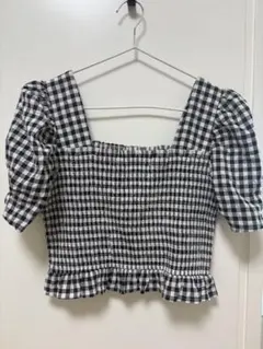 リゼクシー　ギンガムチェック パフスリーブ トップス　ブラック