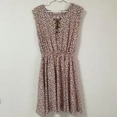 レトロガール　花柄　ワンピース　ノースリーブ　RETROGIRLのサムネイル