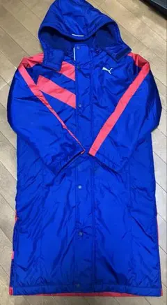 プーマ フード付きベンチコート 青赤　150㎝