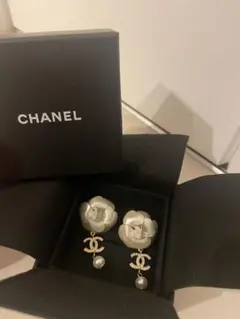 シャネル カメリア パール ピアス