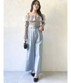 ダズリン ショルダーフリルカット トップス オフショルダー オフショル 春服のサムネイル