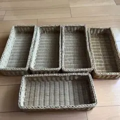 Item thumbnail for item 7cda7600-58c3-4890-870d-43e9616619cb