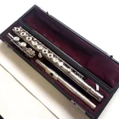 ヤマハ YFL-584 廃盤高級フルートのサムネイル