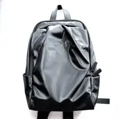 【美品】PELLE BORSA ペレボルサ チアーズ B5 リュックサック 黒のサムネイル