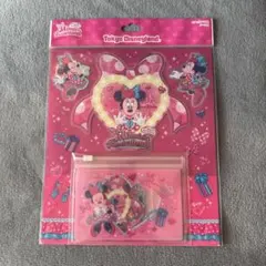 ミニー　ステッカー19枚ケース付き　ミニーのファンダーランド　シール