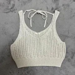 ジーユー　メッシュバックリボンニットビスチェ