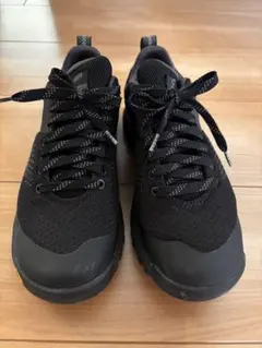 Danner Trail ブラックスニーカー　23.5cmのサムネイル
