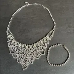 クリスタル装飾 ネックレスとブレスレットセット