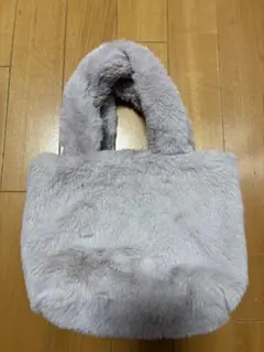 ファー素材 ライトピンクバッグ
