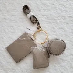 【新品】オンワード樫山 3連マルチショルダーポーチ グレージュ