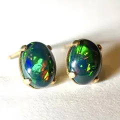 遊色 オパール ピアス 8×10mm 大粒 ブラックオパール　高品質 14kgf