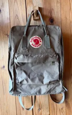 Fjallraven Kanken カンケン　ブラウン系　茶　リュックのサムネイル