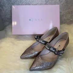 【美品】Diana ライトピンクグリッターグレージュグログラン