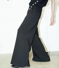 goat essence SIDE SLIT WIDE PANTSのサムネイル