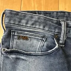 EMPORIO ARMANI デニムパンツ サイズ28のサムネイル