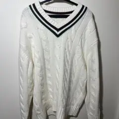 た*1様 GU ホワイト ケーブル編み セーター ニット メンズM Vネック