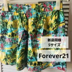 新品同様Forever21 リゾートミニスカート 台形 ボタニカル ヤシ柄のサムネイル