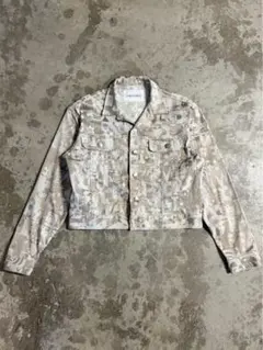 Item thumbnail for item cc543377-40bb-449c-8dbd-c5464e35b259