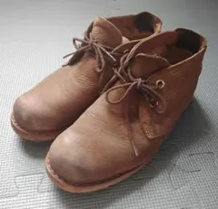 Timberland ブラウンレザー チャッカブーツ