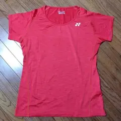 美品 YONEX レディースO シャツ ゲームウエア 赤 バドゴーセン