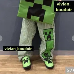 Item thumbnail for item 101709f9-9a40-4ebd-8d0f-05a079f9270c