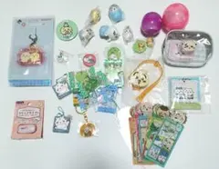 d*2様 ちいかわ グッズまとめ【キーホルダー、缶バッジ等】　状態さまざま