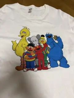 絶版 ユニクロ×KAWS×セサミストリート サイズXL