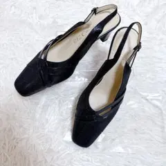 【未使用級】RIZ comfort パンプス 24センチ　光沢ネイビー EEEのサムネイル