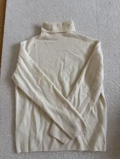 ユニクロ カシミアタートルネックセーター