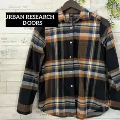 URBAN RESEARCH　アーバンリサーチ　チェック柄フランネルシャツ 長袖