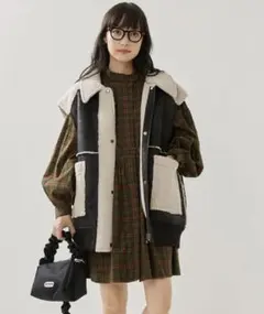 リバーシブルフェイクムートンボアベスト