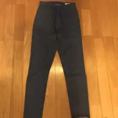 ハイク　テーパードデニムパンツ　サイズ1のサムネイル