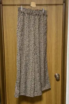 【簡易裾上げ済み】レディース　ワイドパンツ　薄手　レディース　M レオパード柄