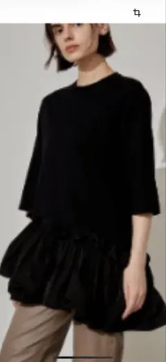 styling / フリル付き黒半袖Tシャツのサムネイル