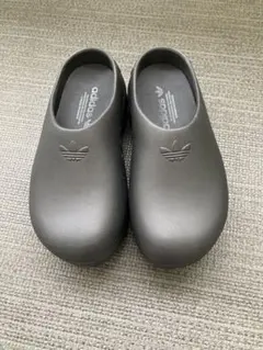 【1回使用のみ】アディダス　アディフォーム　スタンスミス　ミュール　23.5