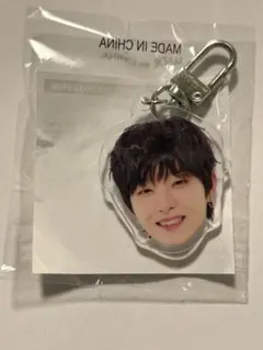 TREASURE 顔アクキー ジフン【楽】