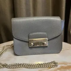 フルラ　カーキ　メトロポリス