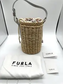 FURLA かごバッグ バケットバッグ　ペールグレーのサムネイル